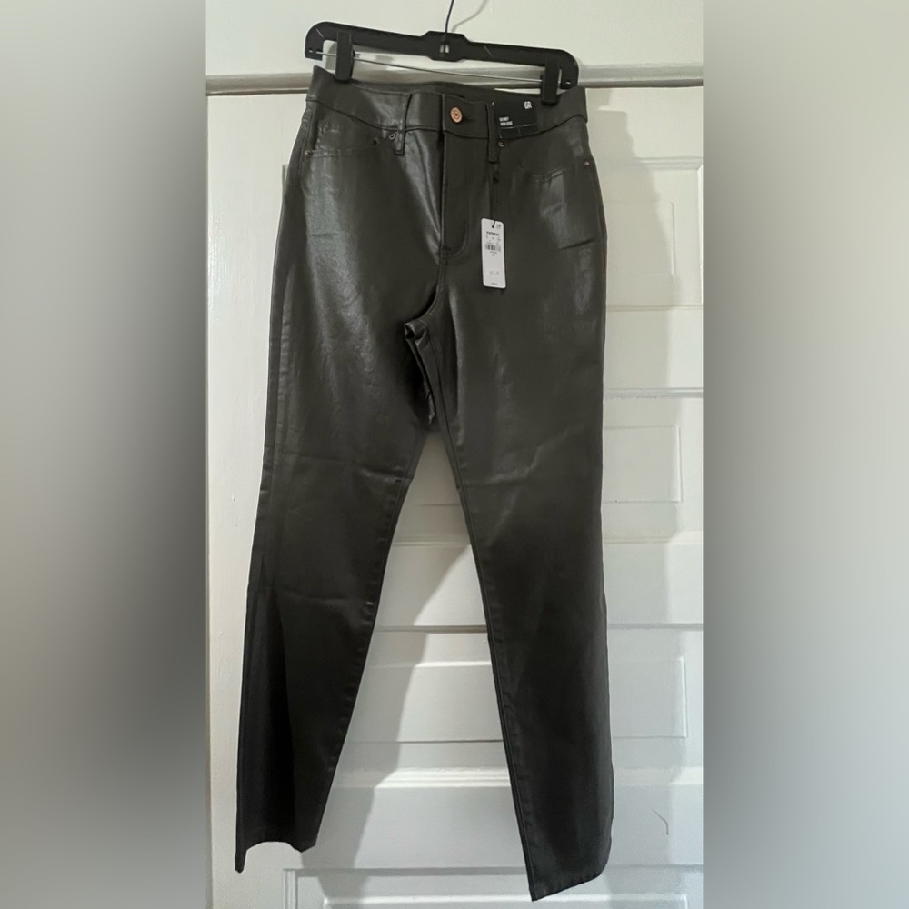 NWT Express High Waisted Faux Leather '90s Skinny Pant